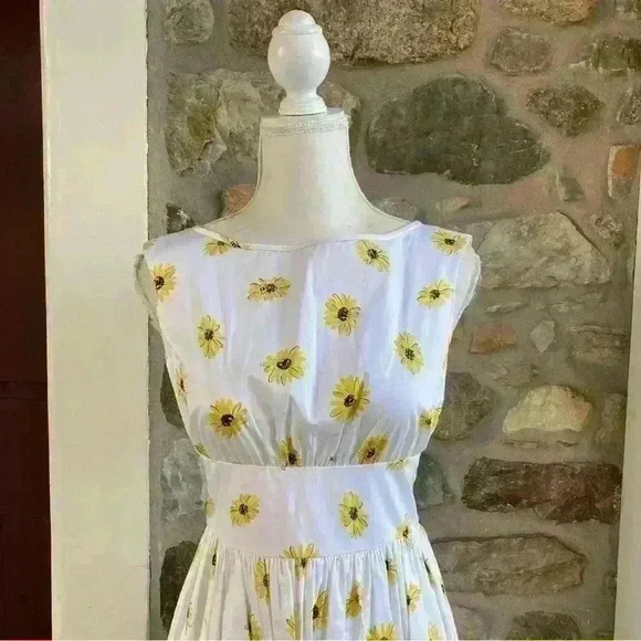 NWT Kate Spade Daisy Dot Lyric Dress $398 Womens 4 - Picture 10 of 16